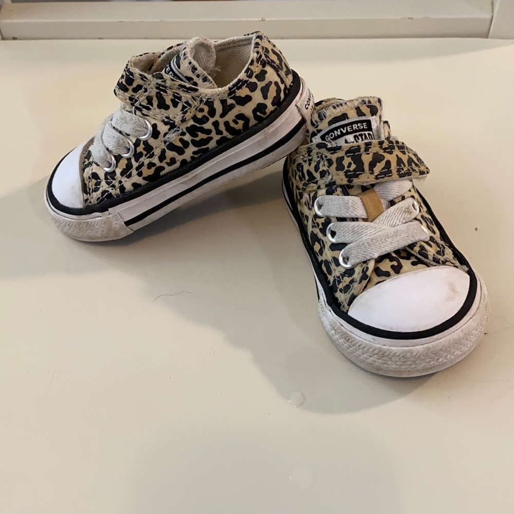 Converse Toddler Leopard Print Sneakers!